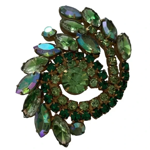 Vintage Multicolored Green Rhinestone Crystal Marquise Brooch Pin Mid Century - Picture 3 of 9